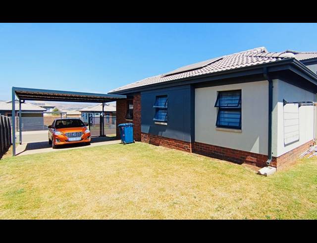 3 BEDROOM FREESTANDING FOR SALE IN LOTUS GARDENS